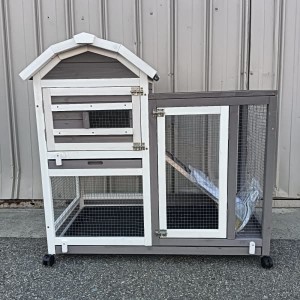 Deluxe large two storey Rabbit and guinea pig hutch with WHEELS